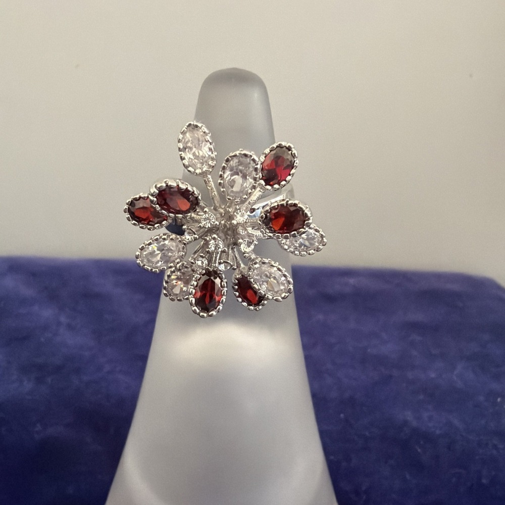 VTG Estate Crystal Starburst Cluster Ring Sz 9 Silver Tone Costume Jewelry